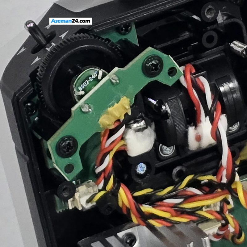 دکمه و ولوم رادیوکنترلر H12